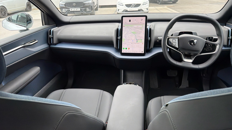 Volvo EX30 200kW SM Extended Range Plus 69kWh 5dr Auto Electric Estate